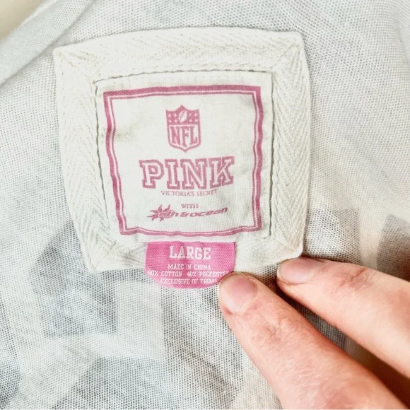 Pink Victoria Secret Dallas Cowboys White V-Neck Top - Picture 7 of 7